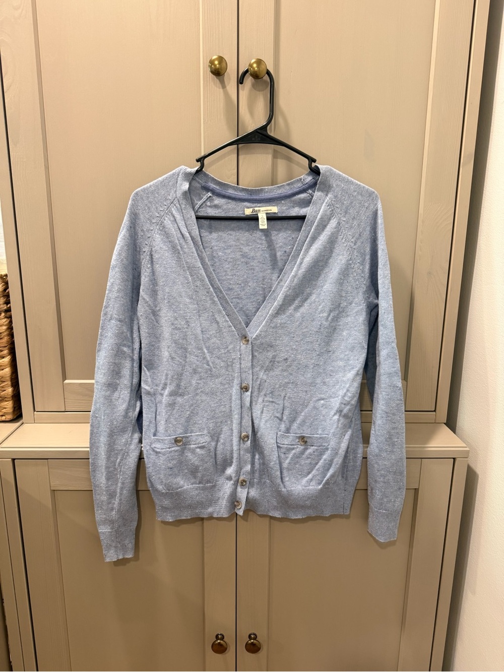 G.H. Bass & Co. Light Blue V‑Neck Button Cardigan